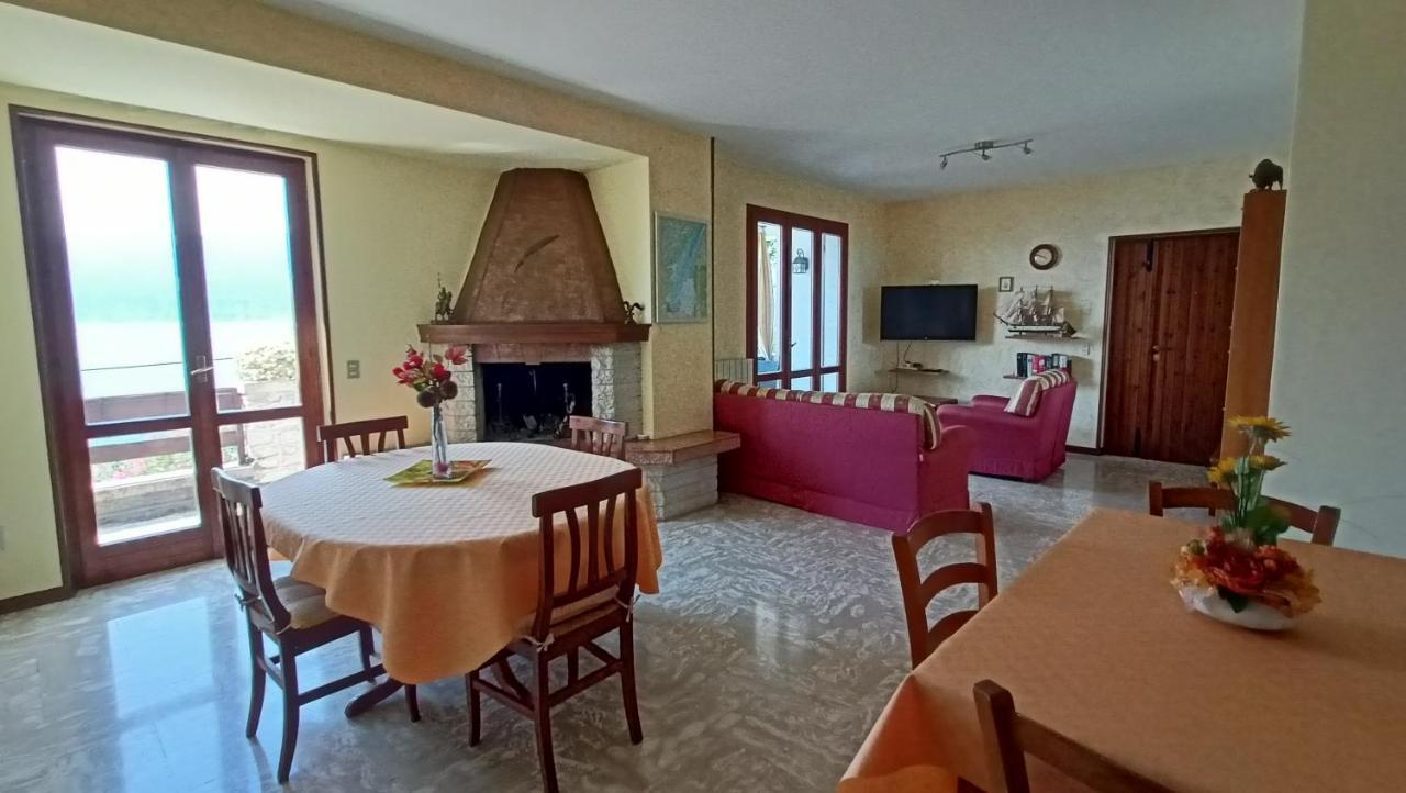 فيلا Paiفي Casa Miralago المظهر الخارجي الصورة